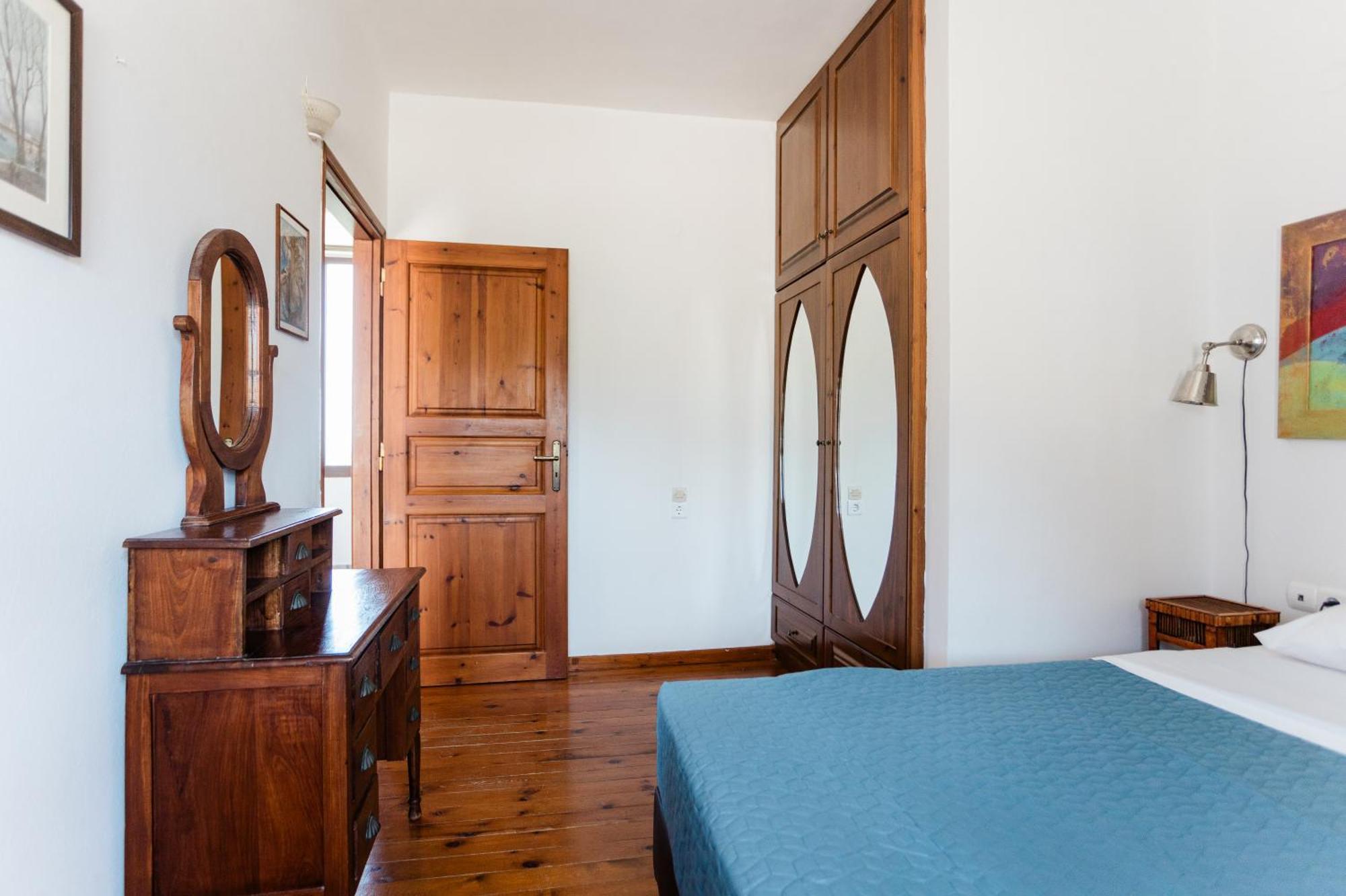 Aparthotel Iliatoras Agia Pelagia  Exterior foto