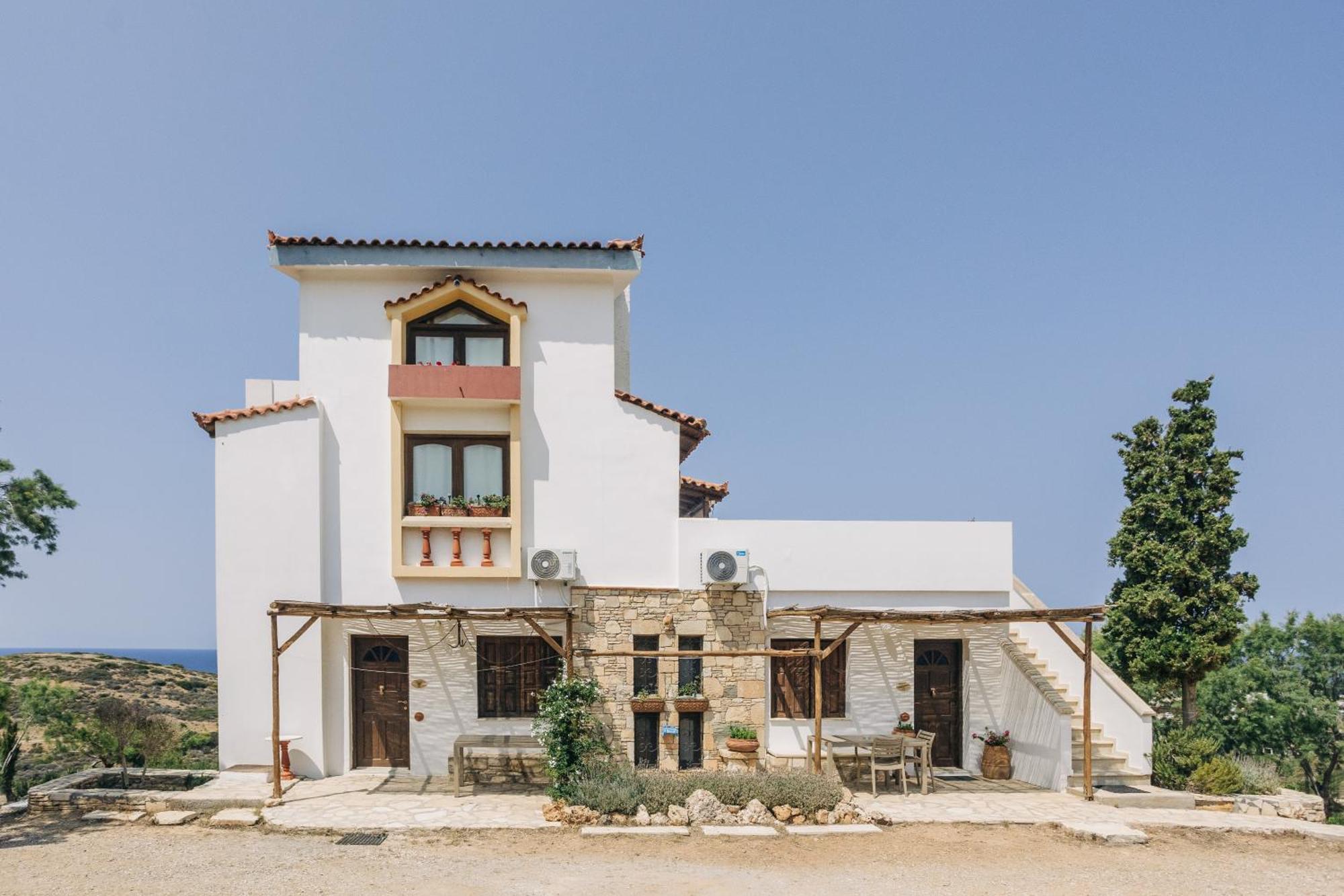 Aparthotel Iliatoras Agia Pelagia  Exterior foto